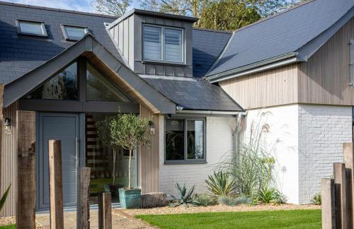 The Salt House - Luxury Home with Pool & Hot Tub - Foto 16