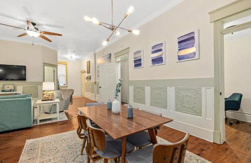 The Ray- 1st Floor Charming Condo- Walk to Downtown - Foto 13