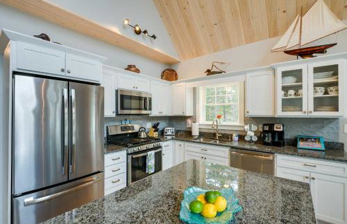 Oceanfront Prospect Harbor House w/ Deck, View - Foto 26
