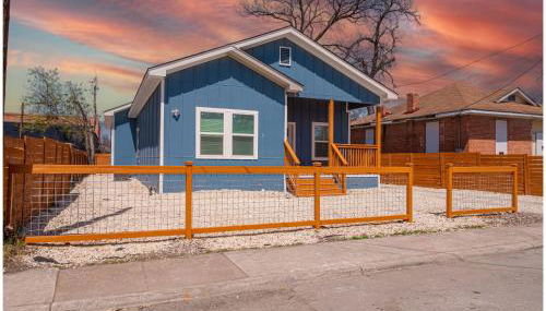 Sleek 4BR3BA Urban Living w Downtown Views - Foto 3, Other