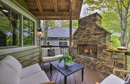 Trillium Home with Golf Course Views and Fireplaces! - Foto 32