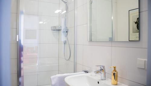 Stadthaus Sinfonia - Foto 3, Shower