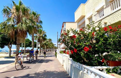 Casa cómoda delante de la playa con vista al mar - Photo 31
