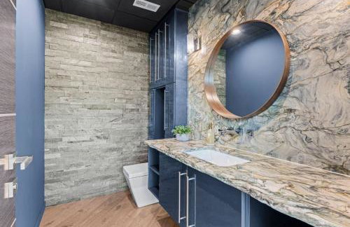 The Glass Mansion w/Optional Boat Rental - Foto 38