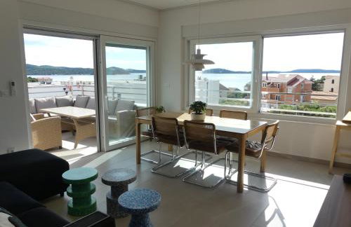 Seaside Serenity - Elegant Apartment with Stunning Sea Views - Foto 3