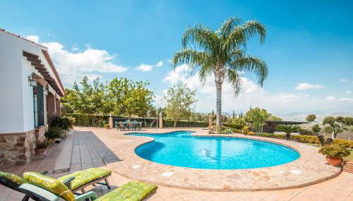 Cubo's Villa Ruiz - Foto 1