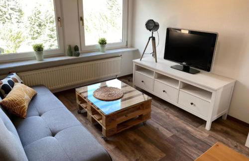 Schöne Dachgeschosswohnung - Foto 1