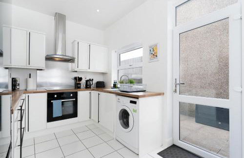 Ty Gwladus a Einion by Wales Escapes - Photo 6