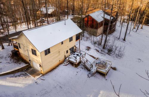 The Moondance Cabin by Lightfoot Stays Vacation Rentals - Photo 40