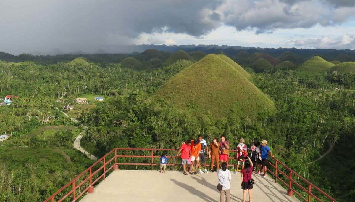Belvédère des Chocolate Hills