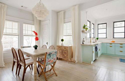 Lace and Leather - Foto 23