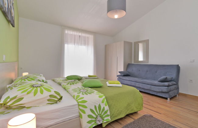 House 1384 - Photo 14