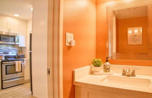 The Scott Getaway - Walkable to Old Town, remodeled space, outdoor pool! - Foto 12