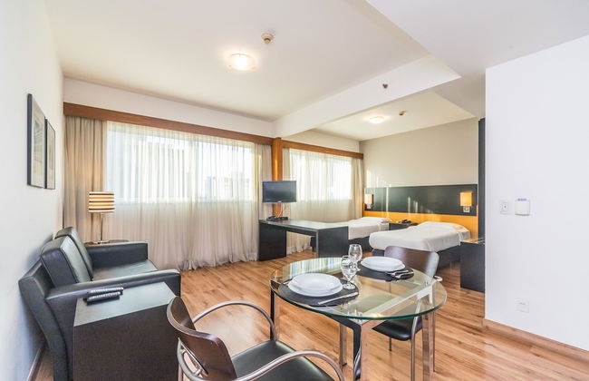 Paraiso Suites by Charlie - Photo 25