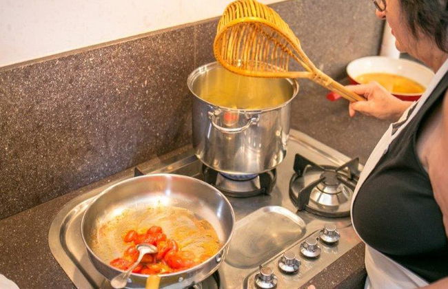 Clase de elaboración de pasta y tiramisú - Grupo pequeño - Foto 3