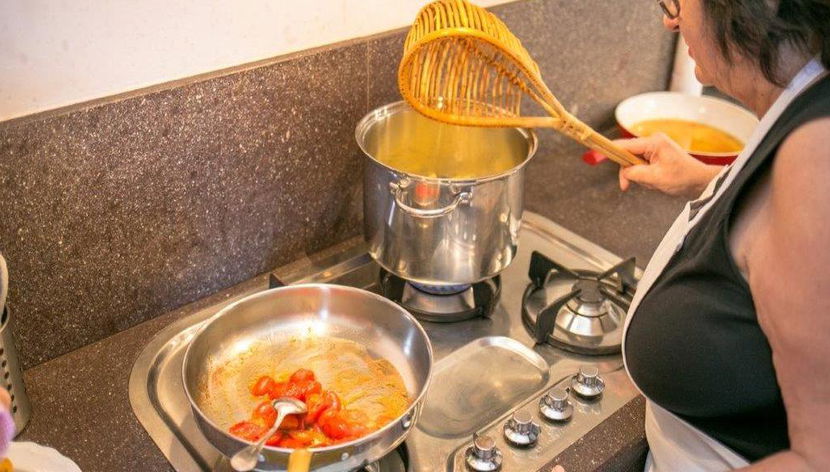 Pasta and Tiramisu Making - Small Group Class - Foto 3