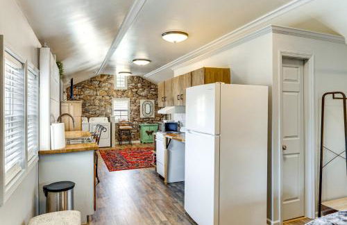 6 Mi to Clift Farm! Pet-Friendly Guesthouse - Foto 10