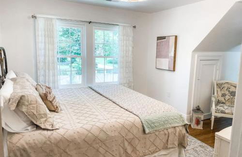 Adorable 1BR Apt. w KING bed 1 m. to square - Foto 27