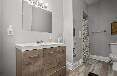 3Bed Perfect Retreat in Pittsburgh - Apt 2 - Foto 2