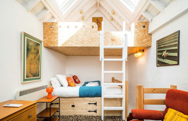 Cute House IN Soho - Full AC, Quiet and Unique - Photo 2