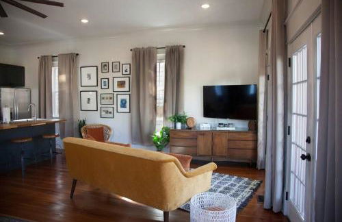 Secret Garden Studio w/ Hot Tub: Near Forsyth Park - Foto 7