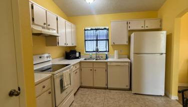 Sunny Orlando Oasis - Cozy 2 Bedroom house near Disney - Foto 5