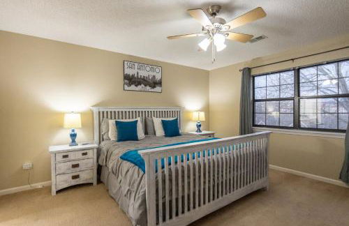 2BR Penthouse Condo - 2 Pools - Close to the Strip - Stairs Required - FREE TICKETS INCLUDED - FHC-24 - Foto 7