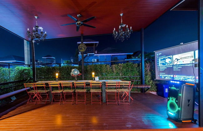 Baandomedoodao Pool Villa Cha-Am - Photo 35