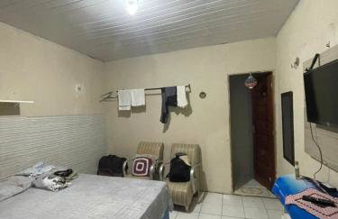 Kitnet mobiliado, confortável e bem localizado. - Foto 2