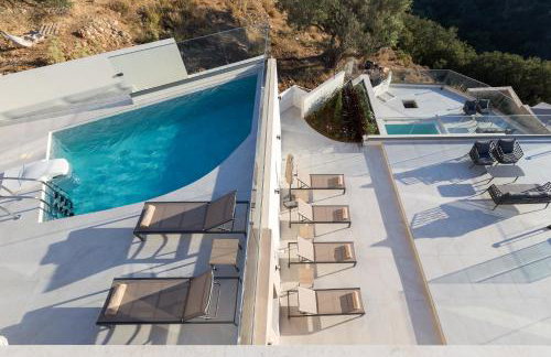 Villa Santa Ιrini 2 - With Heated Pool - Foto 1