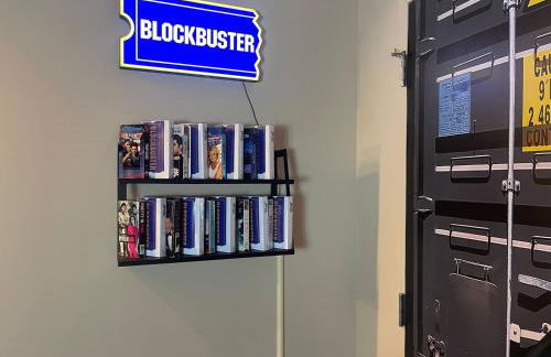 Radical 80's Getaway! A Blast From The Past! - Foto 45