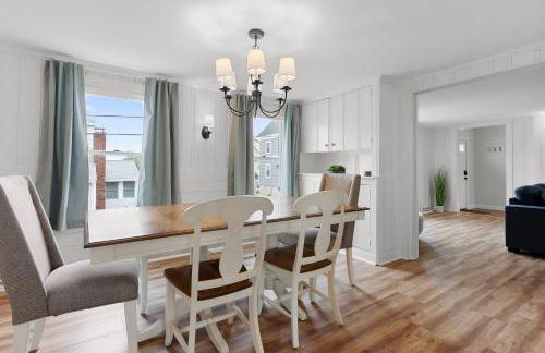 Seaside Serenity Steps to Beach Deck & Porch - Foto 16