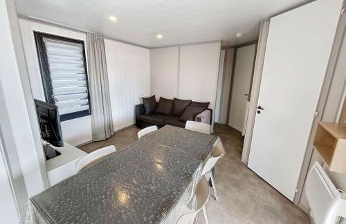 Chalet de Standing 6 Pers. à Jullouville - Piscine Chauffée, Plage à Proximité, Wi-Fi Inclus - FR-1-361-536 - Foto 6