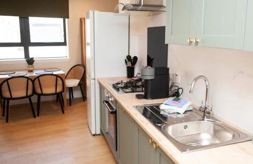 Fresh and spacious 3 bedroom home - Photo 11