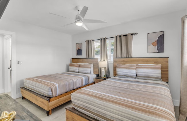 Bayview Regency Apartments By Lowkl - Photo 39