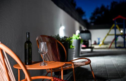 Holiday home Aprilis with pool, jacuzzi and sauna - Foto 49