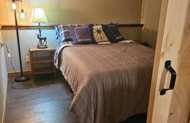 Luxury Lodge on 40 Private Acres • HUMM Sauna • Party Barn • - Foto 63