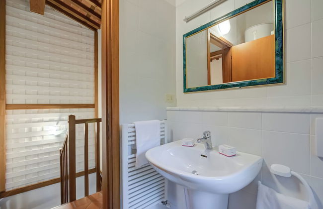 Comfortable Home Romeo Among Greenery - Foto 23