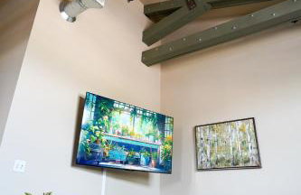 Industrial Escape 2bd 2bath - Photo 10