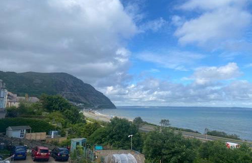 Lovely New 2 Bedroom Condo with Stunning Seaviews - Foto 22