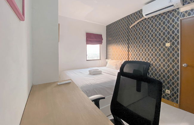Good Place And Cozy 2Br Apartment At Gateway Ahmad Yani Cicadas - Foto 3