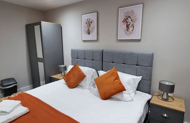 Crown Place 2 & 3 Bedroom Luxury Apts - Foto 44