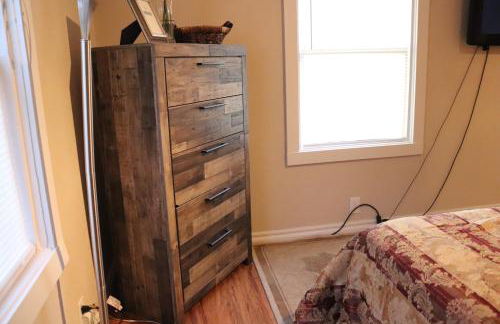 Charming 2 bedroom Retreat minutes from Downtown - Foto 22