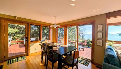 Mark's Waterfront Sea Cottage beach family Acadia - Foto 5