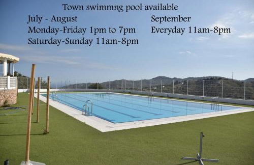 Quiet house in village center with mountains views - Photo 39