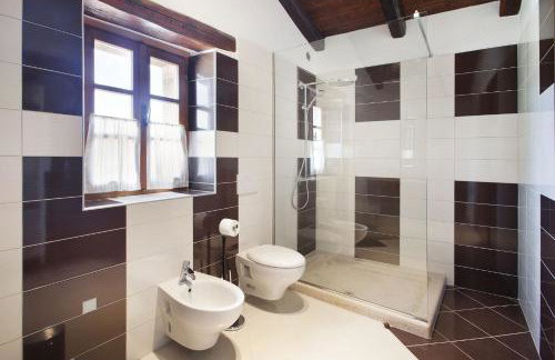 Villa Poropati, Grožnjan, Istria - Luxury Countryside Estate for up to 19 persons - Large pool of 80m2 with kids section - Foto 25