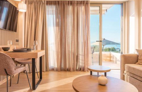 EsthiSea Suites Kalamata - Photo 15