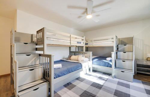 Serene Escape at Big Bass Lake & Pool Access - Foto 29