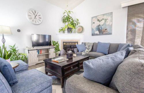 Farmington Gem, fenced yard, sleeps 6 - Foto 62