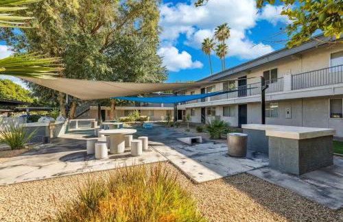 Downtown Mesa Stay Near Arts, hospitals & Campus - Photo 5